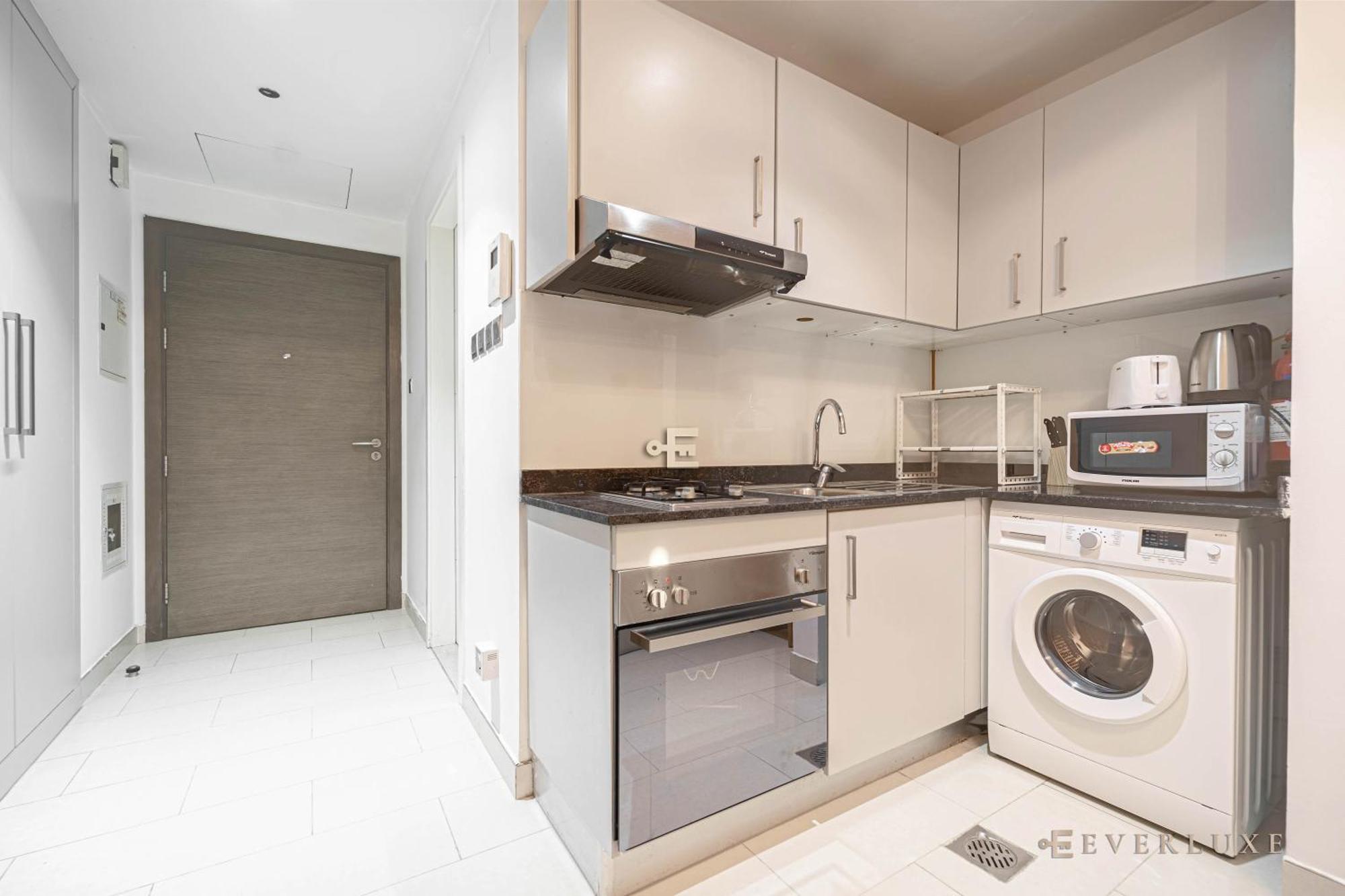 Apartment Everluxe Azizi Montrell Lovely *